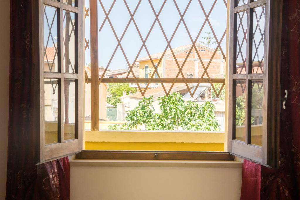 Casa Vacanza Da Luisa San Giovanni Suèrgiu Buitenkant foto